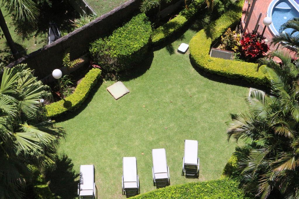 גולד קוסט Aristocrat Apartments מראה חיצוני תמונה