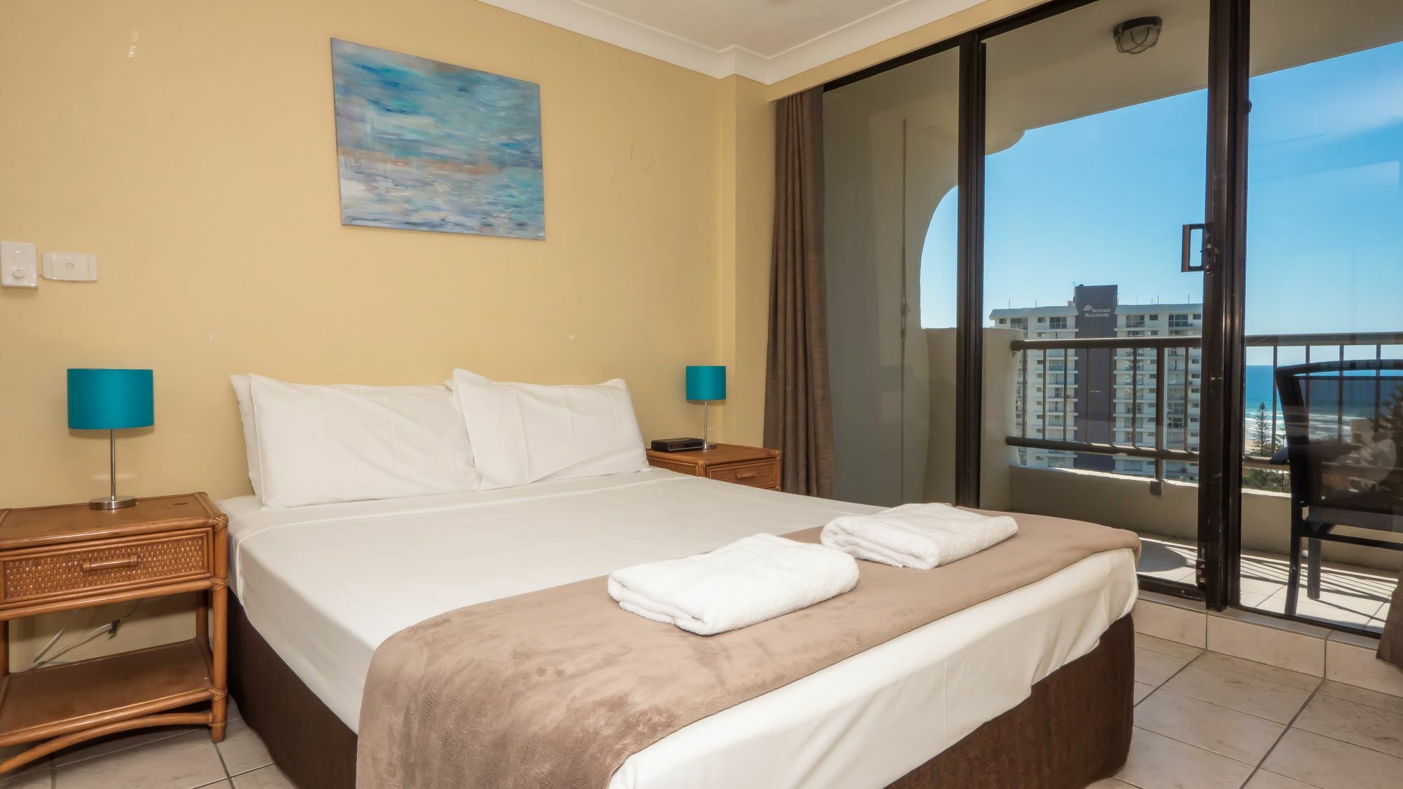 גולד קוסט Aristocrat Apartments מראה חיצוני תמונה