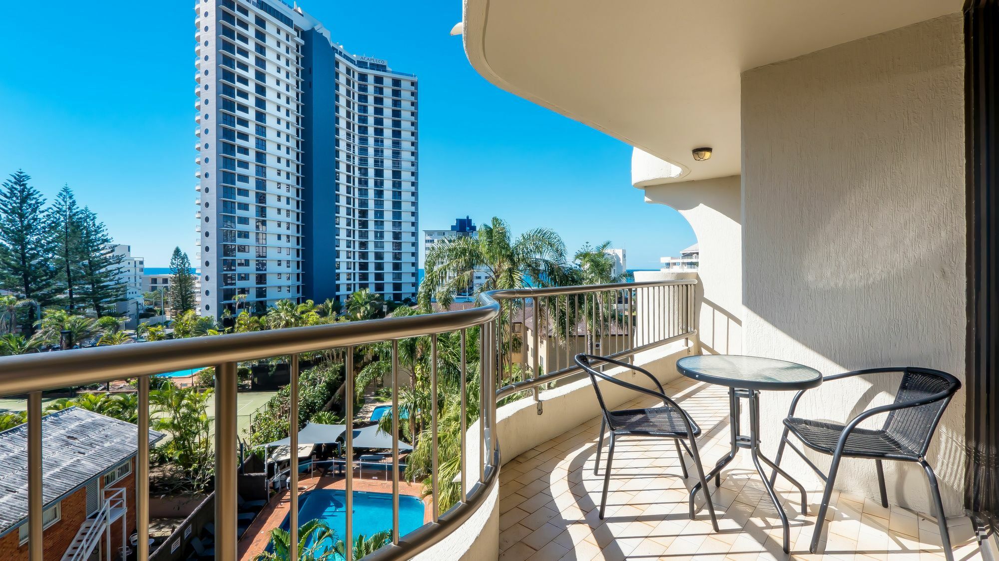 גולד קוסט Aristocrat Apartments מראה חיצוני תמונה
